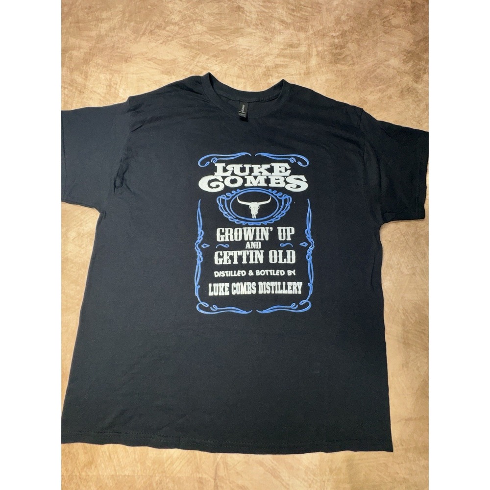 Luke Combs Country Tour Growin Up and Gettin Old Concert T-Shirt Black XL